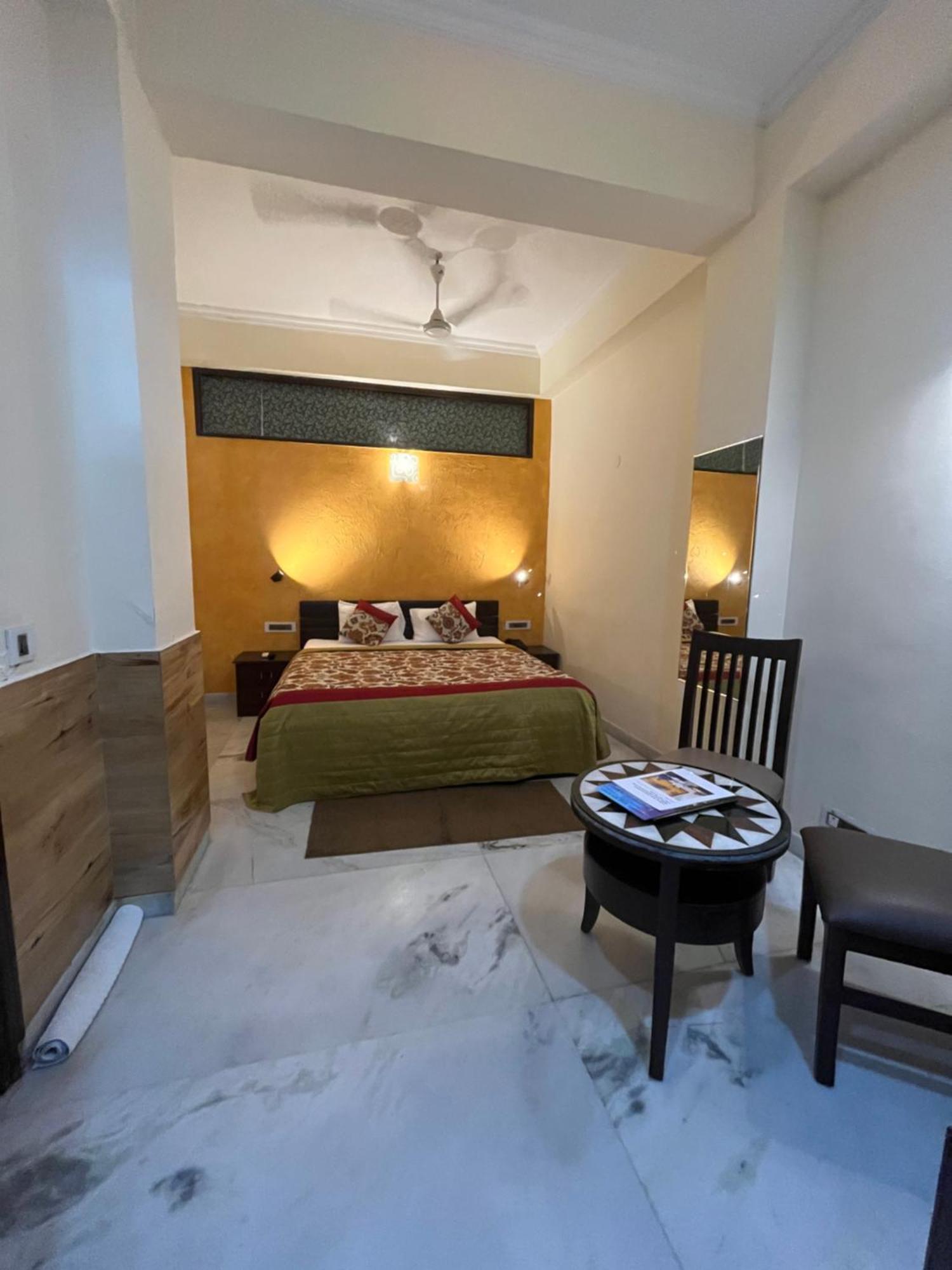 Treehouse Narmade A Riverfront Resort & Spa Narmadapuram Hoshangabad Экстерьер фото