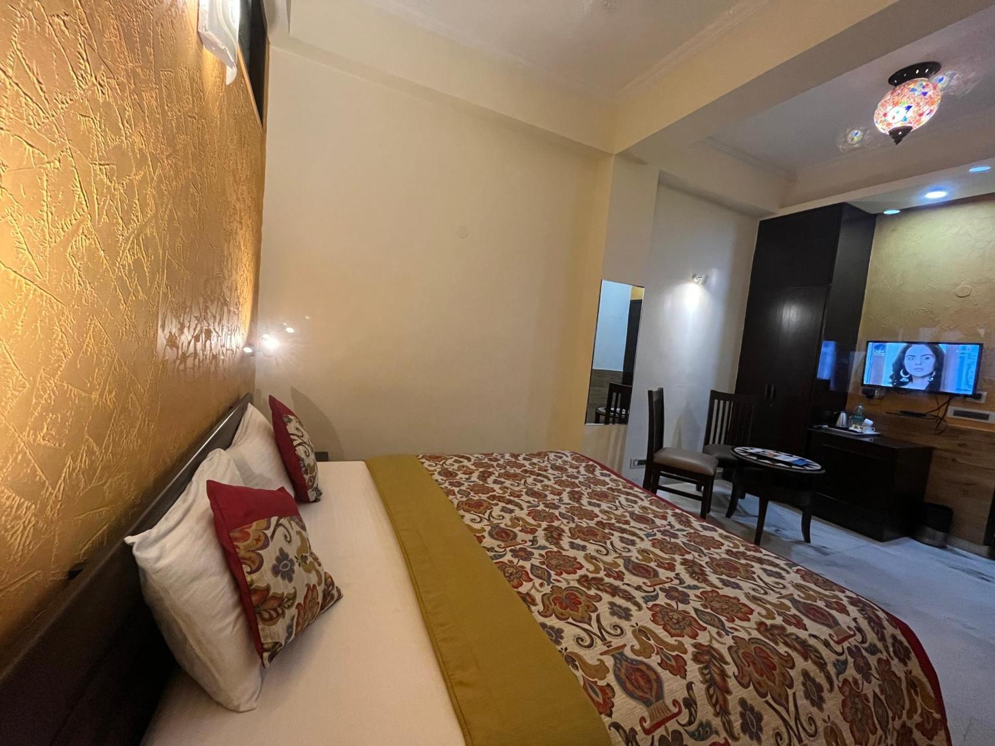 Treehouse Narmade A Riverfront Resort & Spa Narmadapuram Hoshangabad Экстерьер фото