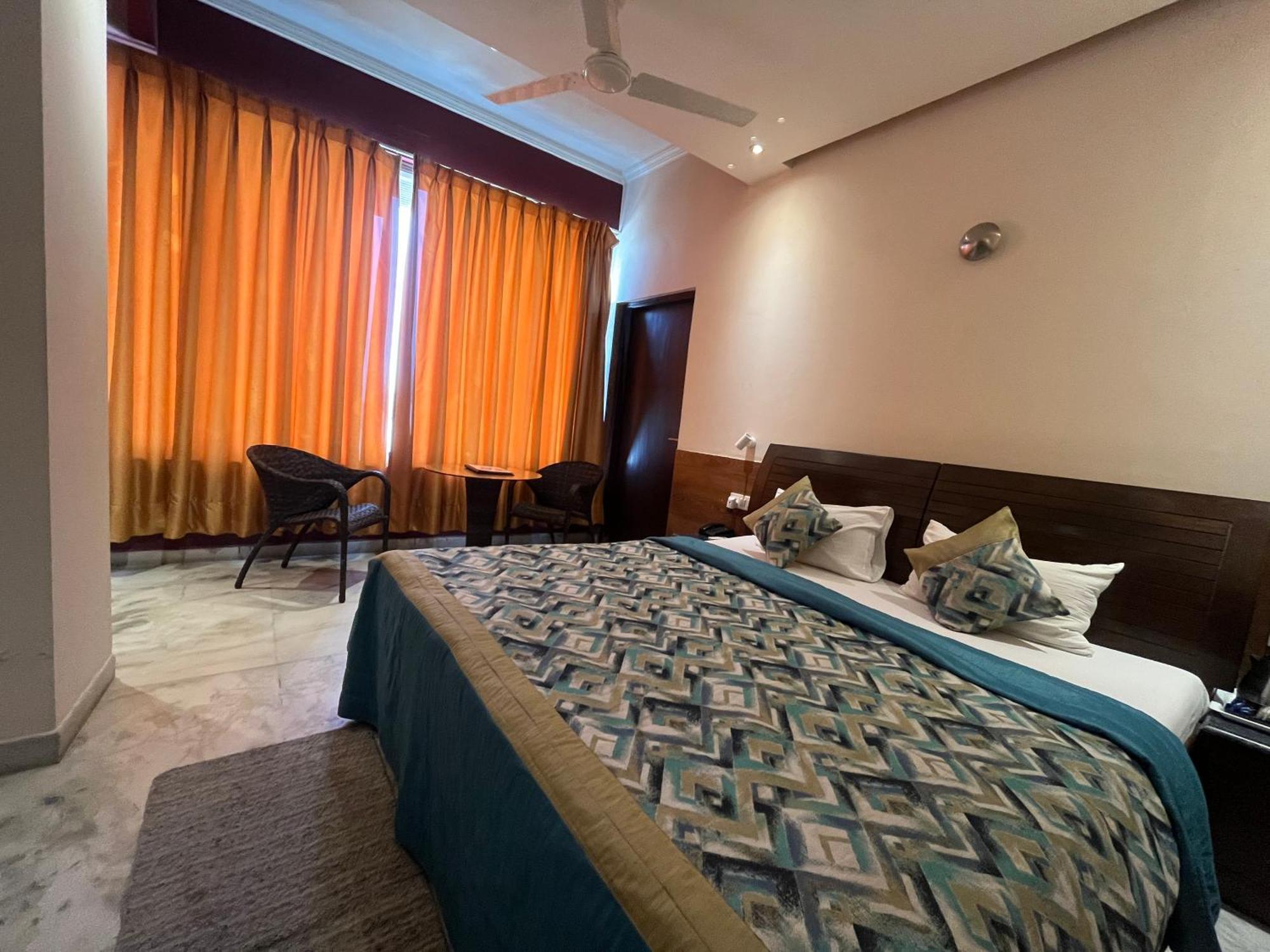 Treehouse Narmade A Riverfront Resort & Spa Narmadapuram Hoshangabad Экстерьер фото